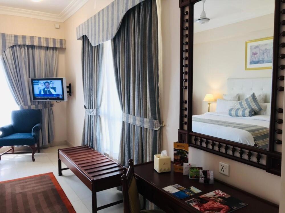 Beach Luxury Hotel Karachi Exterior photo