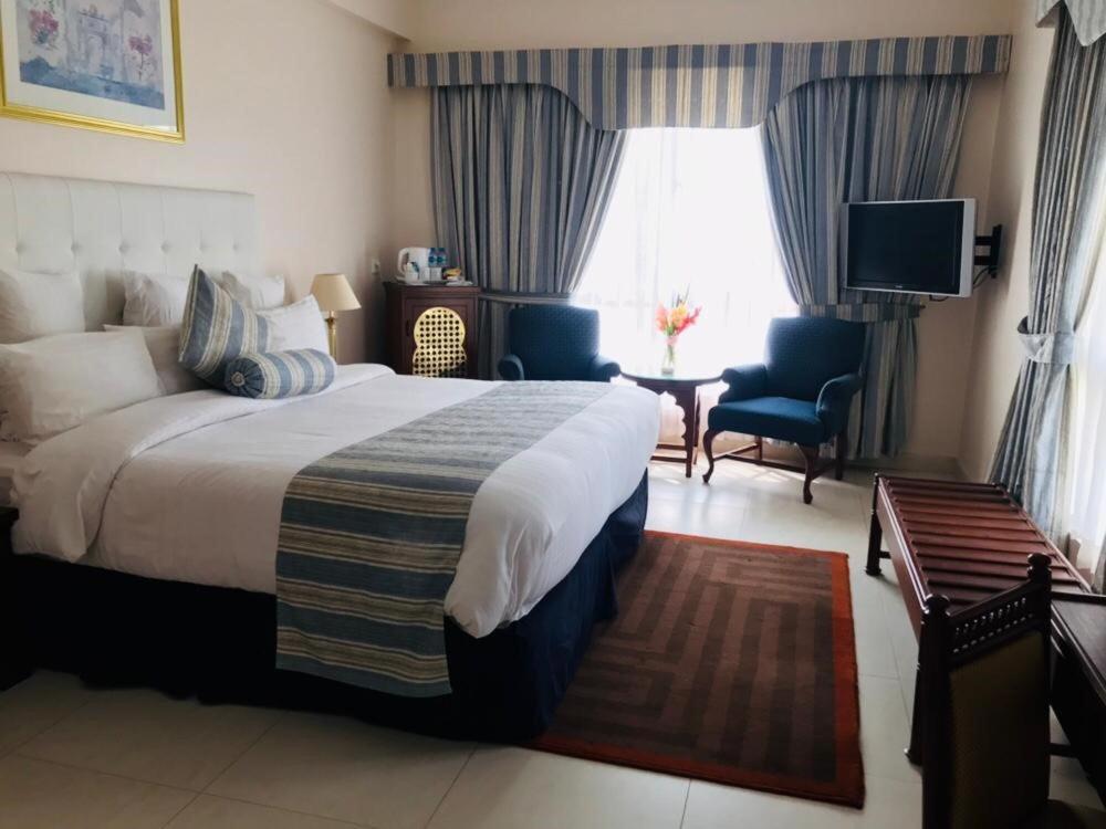 Beach Luxury Hotel Karachi Exterior photo