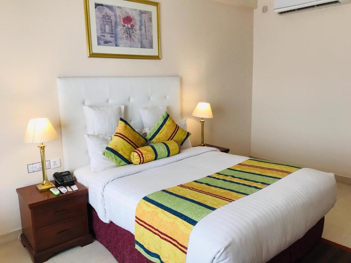 Beach Luxury Hotel Karachi Exterior photo
