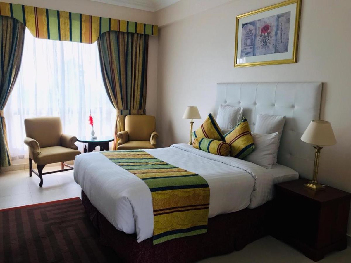 Beach Luxury Hotel Karachi Exterior photo