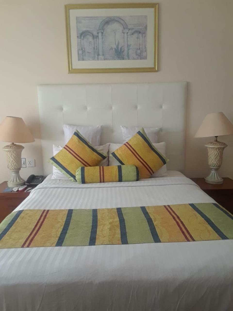 Beach Luxury Hotel Karachi Exterior photo